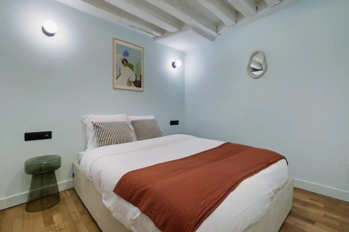 Apartament Huchette - Appartement Chaleureux Paryż